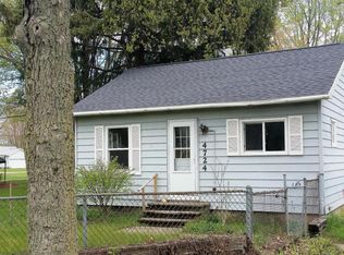 4724 Grand Haven Rd, Norton Shores, MI