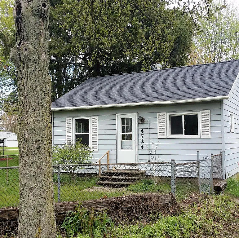 4724 Grand Haven Rd photo 1