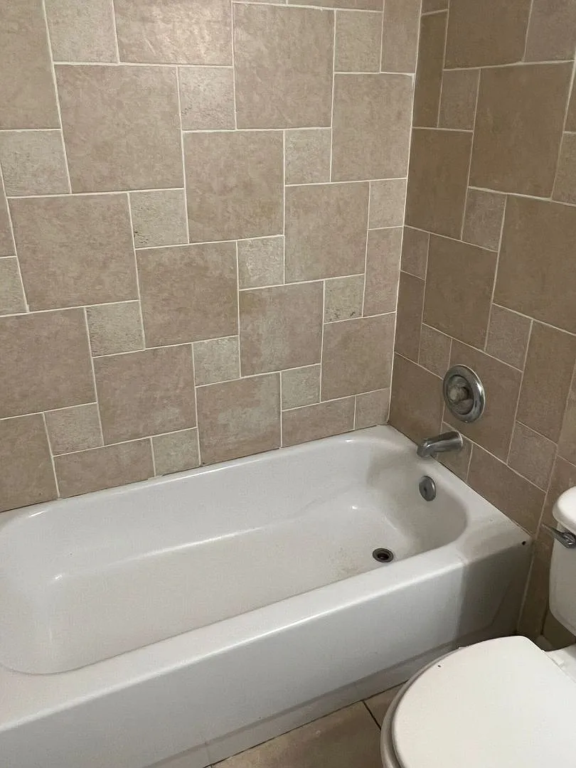 865 Sky Lake Cir — Photo 1