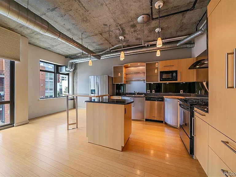 1401 Wewatta St #318 — Photo 9