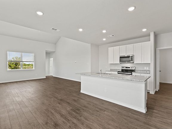 2nd image of 5028 Cervinae Rd