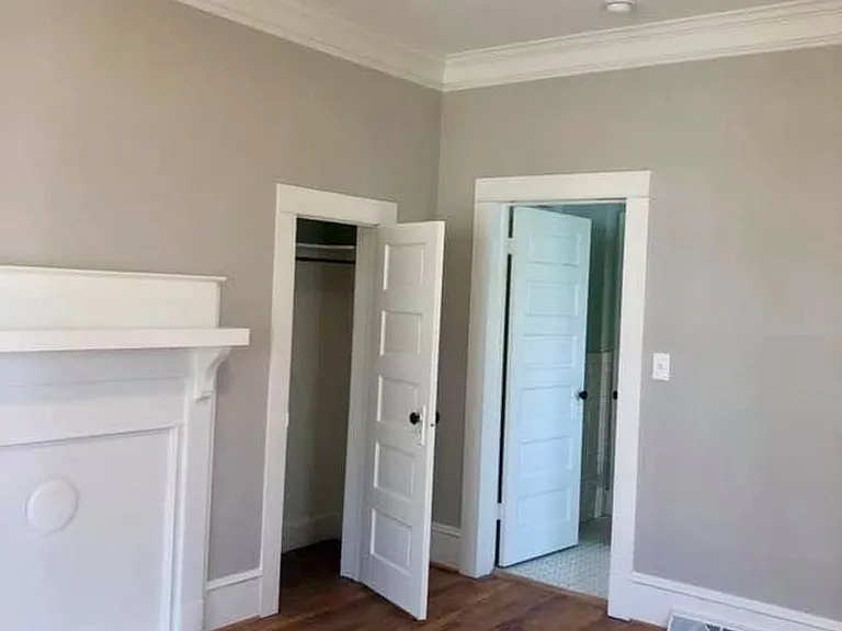 113 York Ave — Photo 2