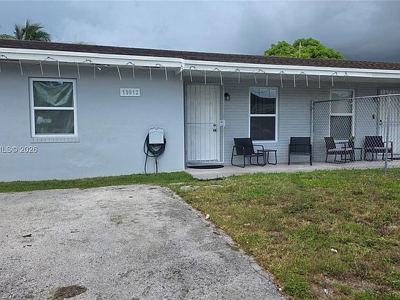 2nd image of 19012 SW 113th Pl #2