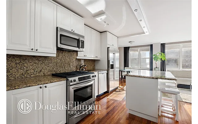 Sold by Douglas Elliman | media 7