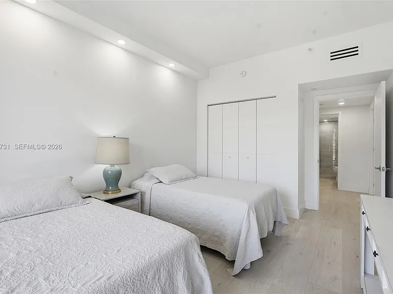 251 Crandon Blvd #202 — Photo 22