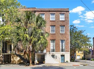 417 E Drayton St, Savannah, GA 31401