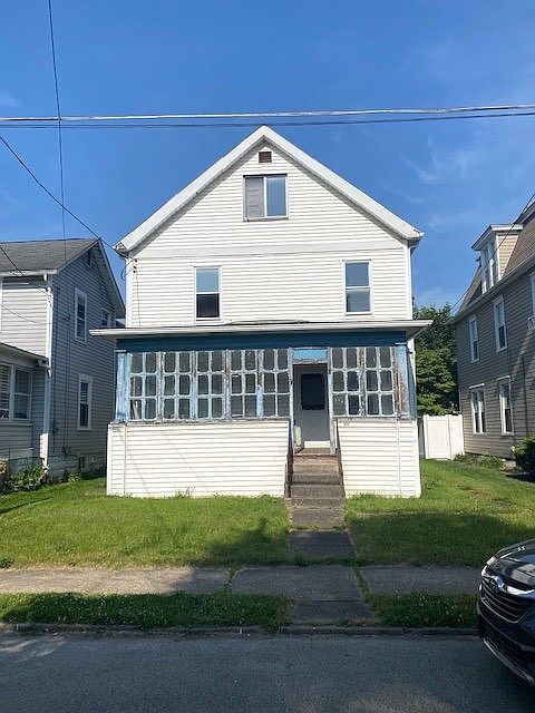1st image of 266 S Stewart St