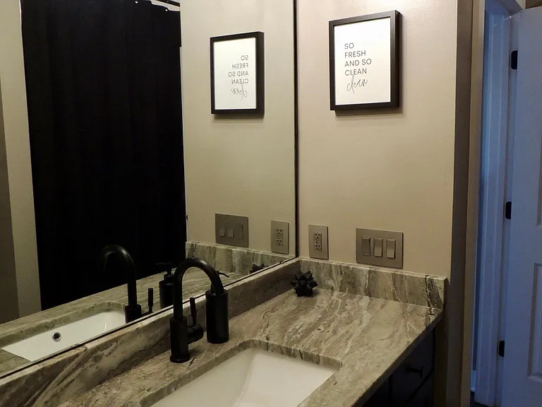 630 Calvert St #302 — Photo 18