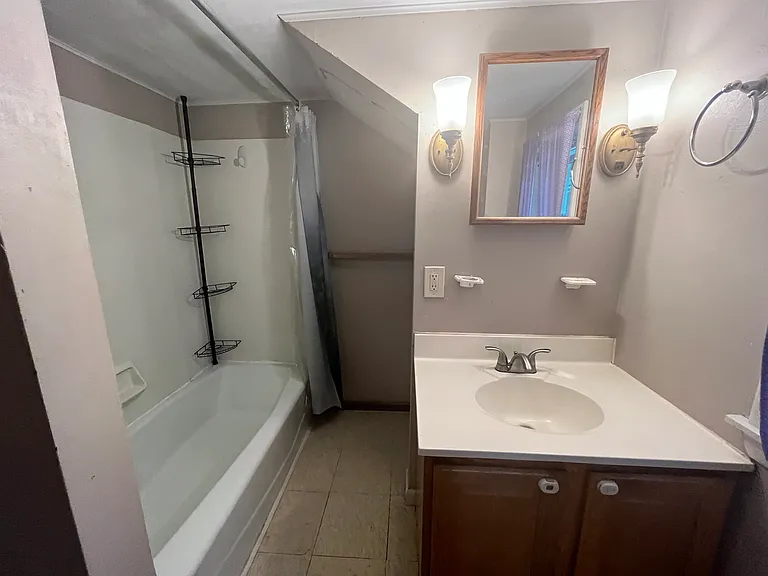 402 South St — Photo 7