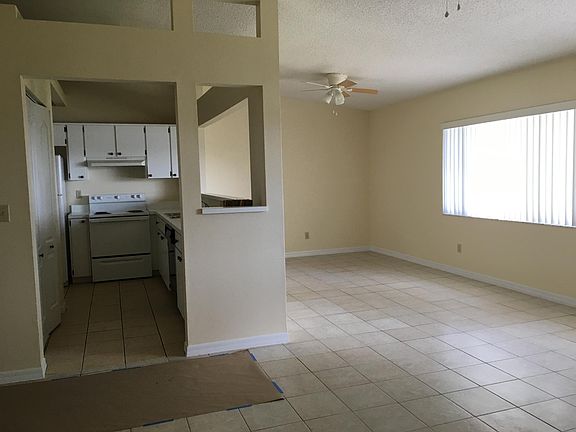 3rd image of 147 McKay Dr