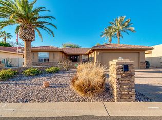 25822 S New Town Dr, Sun Lakes, AZ 85248