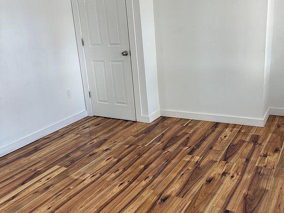 5th image of 1108 1st Avenue