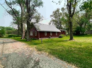 210 W Front St, Marquette, WI 53947