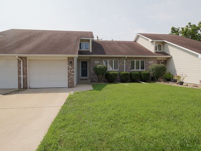 325 Vista Ct #I, Minooka, IL, 60447