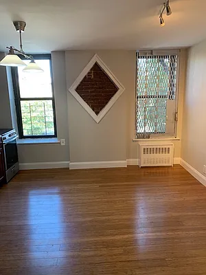 Rented by Carnegie Management Inc | media 5