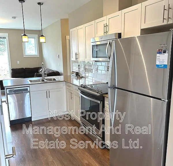 110 Baxter Ave #103 — Photo 1