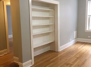 458 Washington Blvd APT 3N, Oak Park, IL 60302