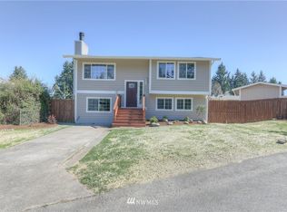 818 Shangrila Pl NE, Olympia, WA 98516