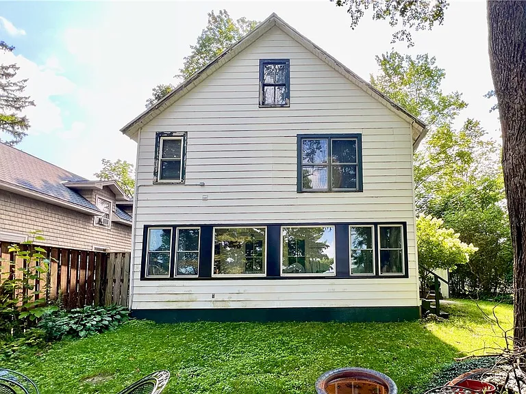 225 Lake Shore Dr S — Photo 19