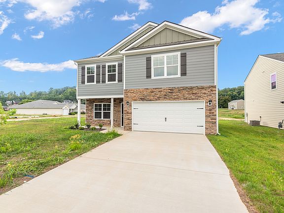 2nd image of 118 Greystone Way