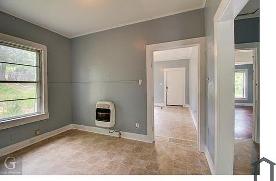 4th image of 3427 W College St