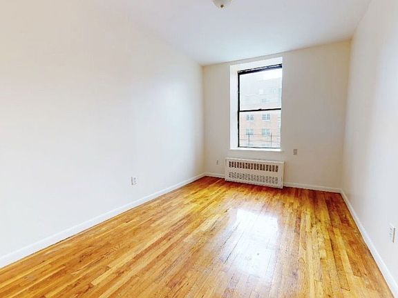 5th image of 125 W 116th St APT 5B