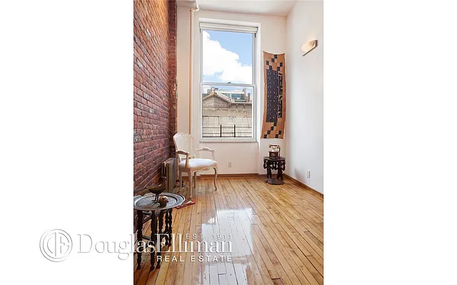 Rented by Douglas Elliman | media 13