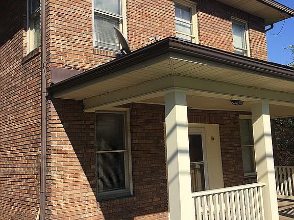 2nd image of 223 Woodlawn Ave
