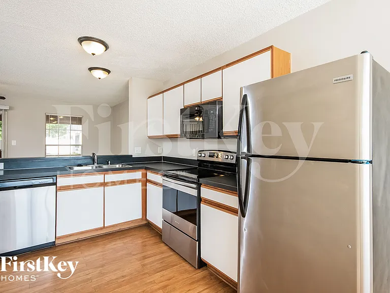 11005 Yorkshire Ridge Ct — Photo 7