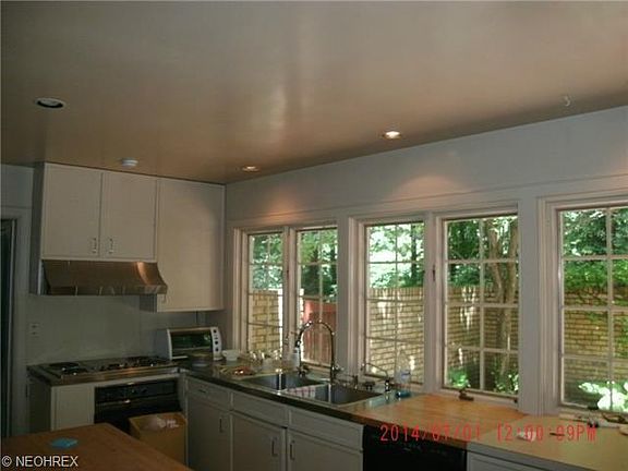 3rd image of 1397 Country Club Dr