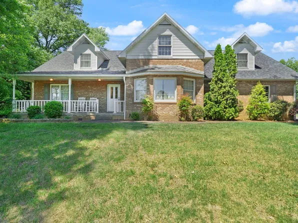 60 Luzern Ln, Tell City, IN 47586