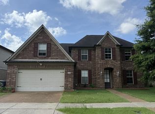 195 Red Sea Dr, Collierville, TN 38017
