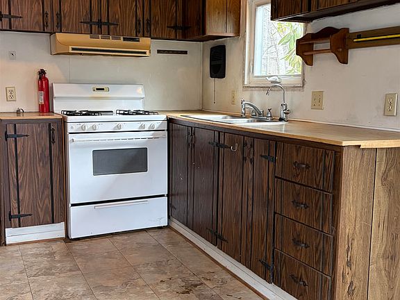 4th image of 20 Jaffrey Road #9