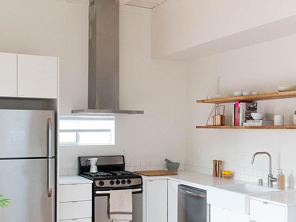 3rd image of 651 S Mathews St #653