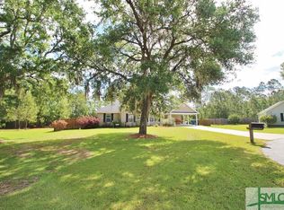 377 Abbey Dr, Richmond Hill, GA 31324