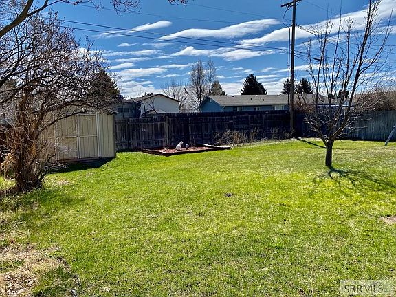 2nd image of 1321 Nixon Ave
