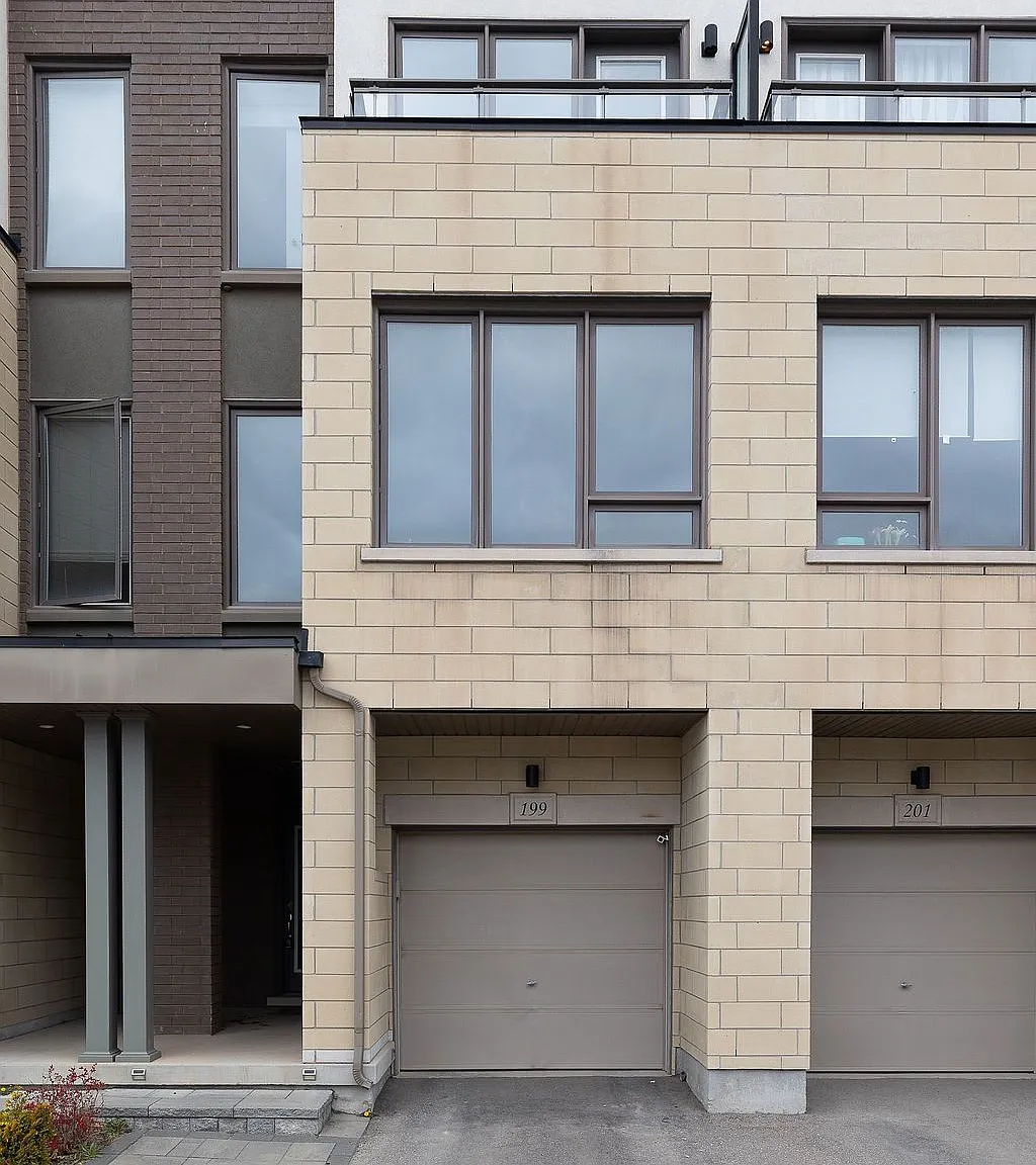 3 bed, $3,500 — Photo 1