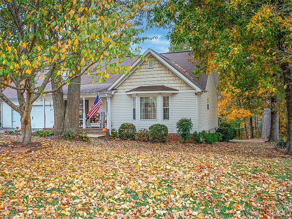 4th image of 116 Greenwich Dr