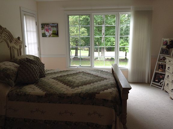 4th image of 18 Thames Ct