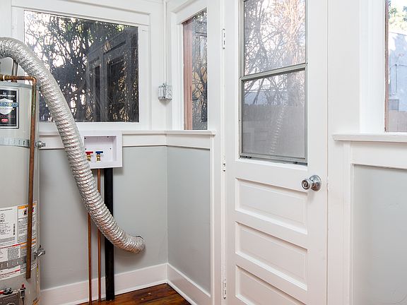 5th image of 2548 El Molino Ave #1
