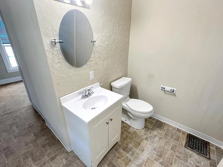 207 Allen Blvd — Photo 15
