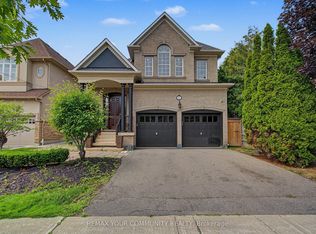 8 Yemina Gate, Vaughan, ON L6A 0G9