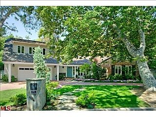 1st image of 891 Moraga Dr