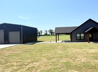 11729 Sandy Acres Trl, Kingston, OK 73439