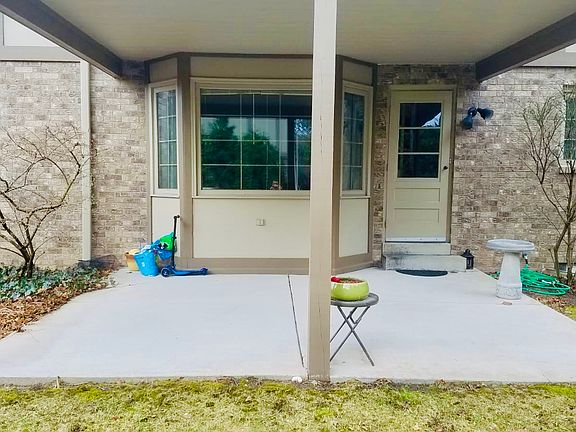 2nd image of 3102 N Lake Dr #3102