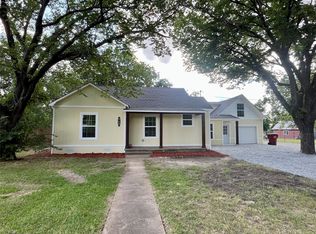 503 N Main St, Ector, TX 75439