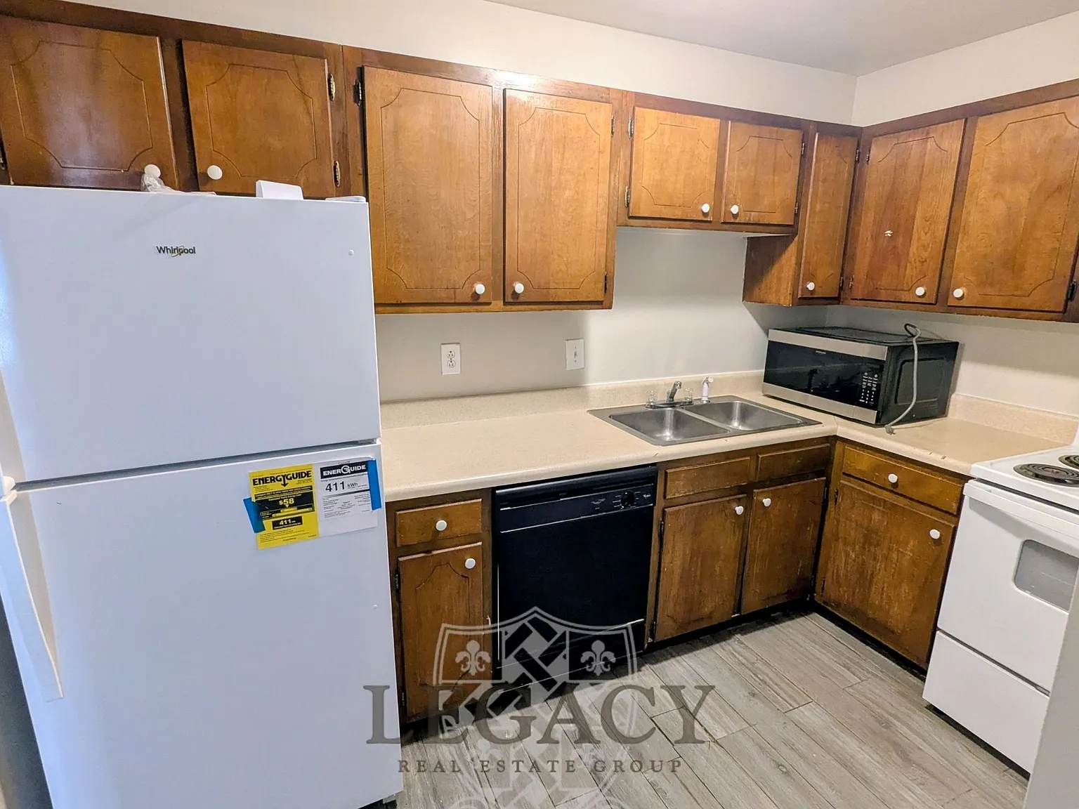 370 Wallace Road D-13 - D13 — Photo 4