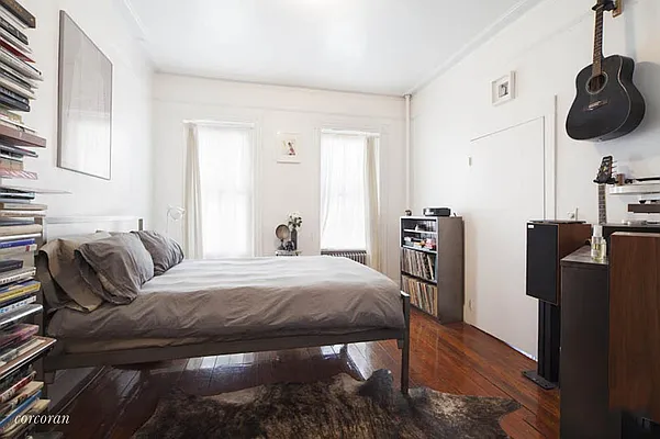 Rented by Corcoran | media 21