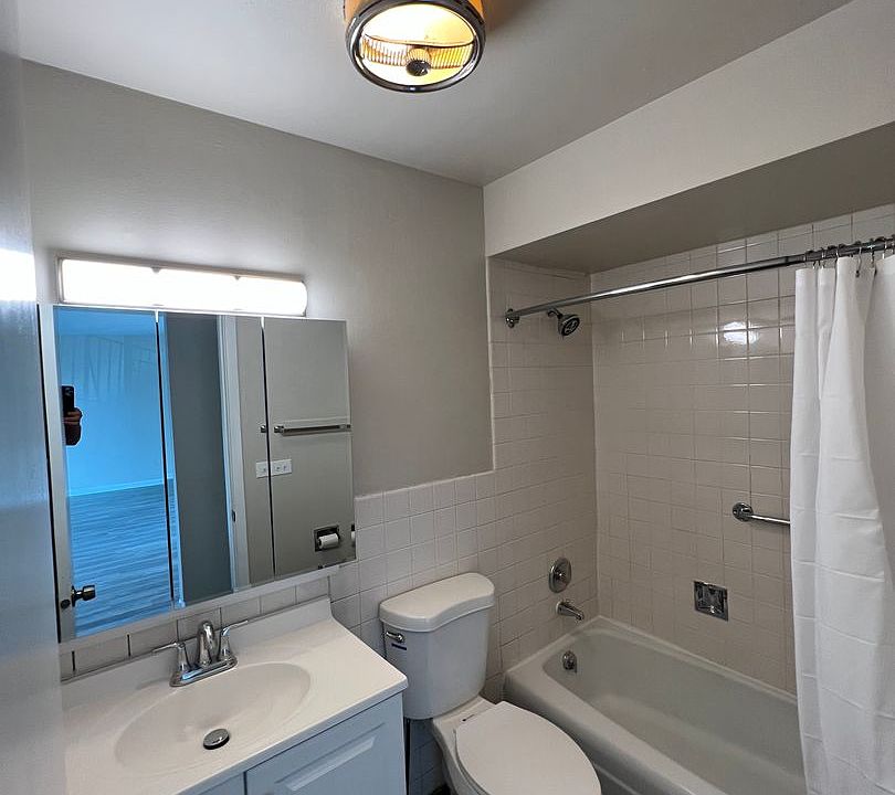 Harvard Apartments 317 & 320 N Harvard Ave Villa Park IL Zillow