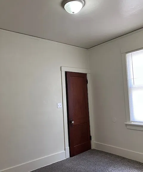 617 E Republic St — Photo 15